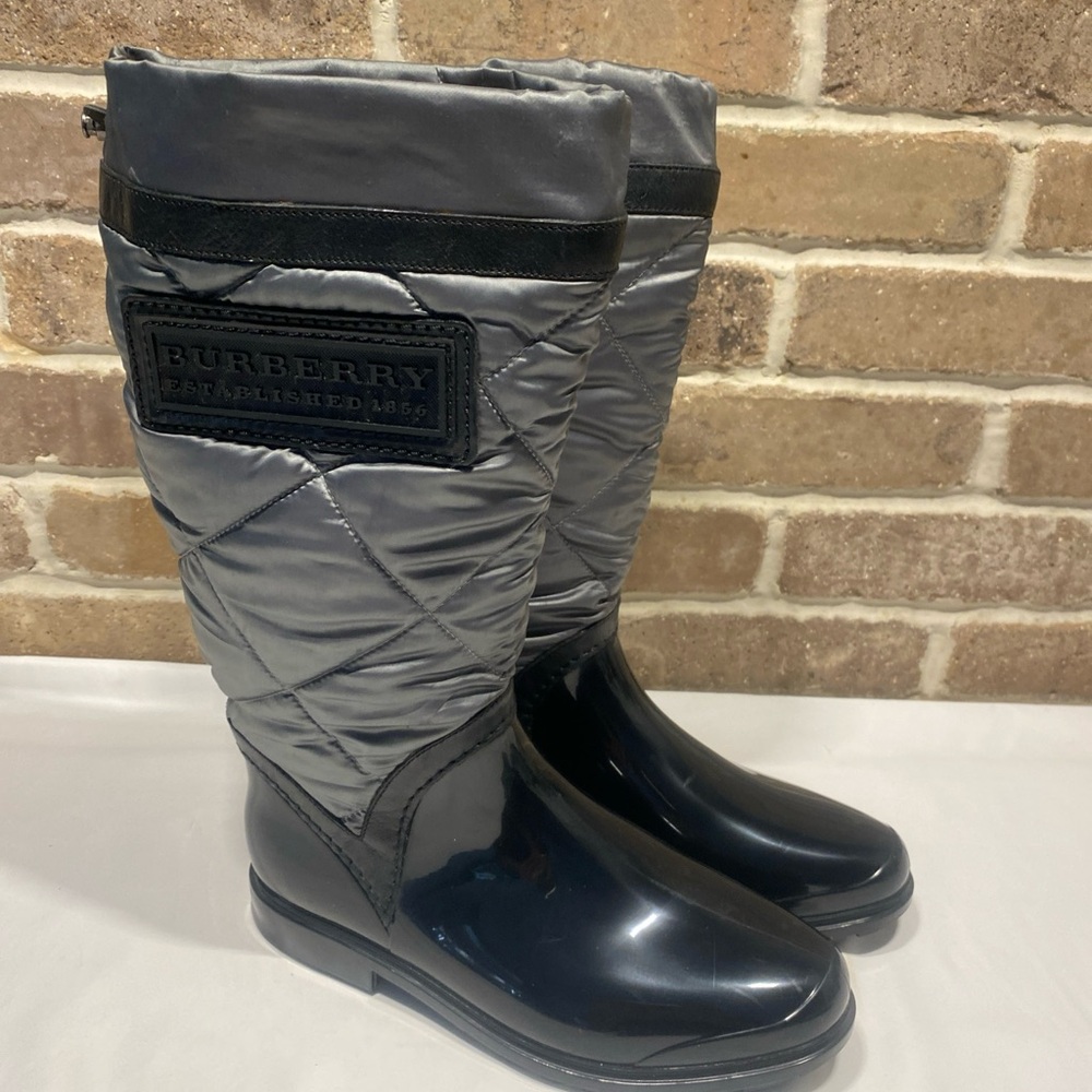 BURBERRY Black Glossy & Gray Quilted Rain Boots Leather Trim Logo US 5.5 EU 36